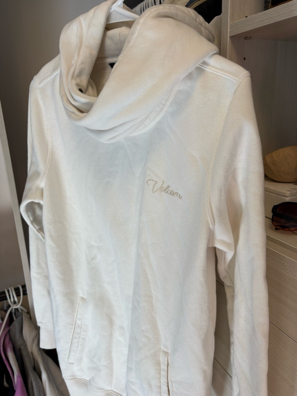 Volcom Cream Script Logo Pullover - Picture 5 of 6